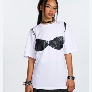 NWT Pretty Damage White Graphic Tee Bra Print